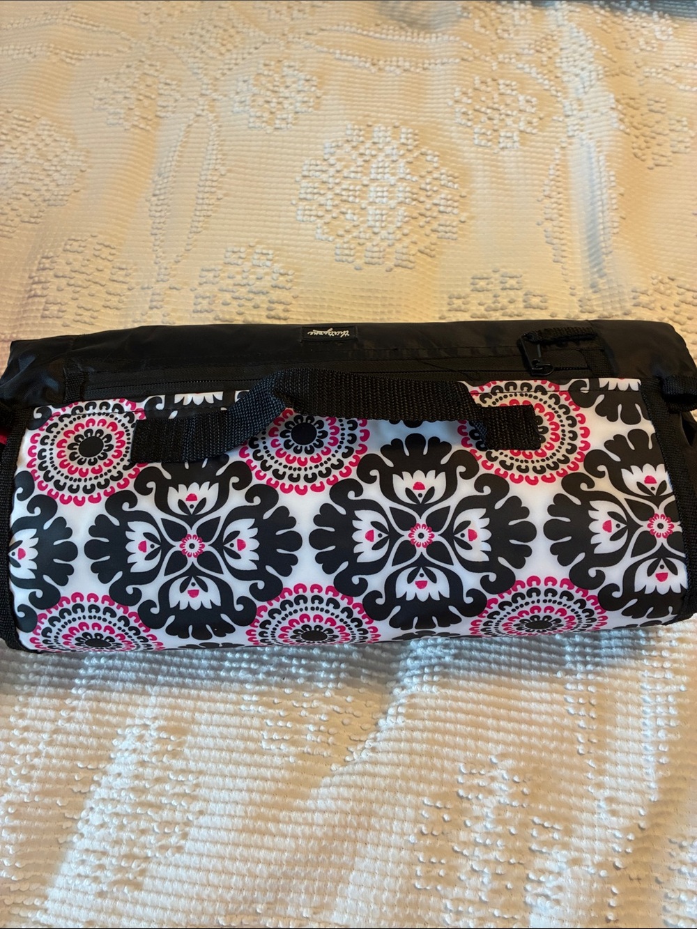thirty-one Black, White and Pink Patterned bleacher blanket/picnic blanket